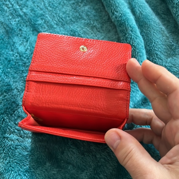 Orange/Salmon colored leather Tory Burch small wallet - Picture 3 of 11